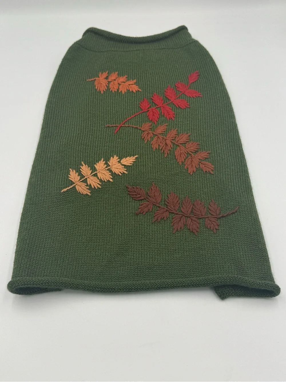 Vntg Woolrich for Target Green Dog Sweater with Autumn Leaf Embroidery Size L
